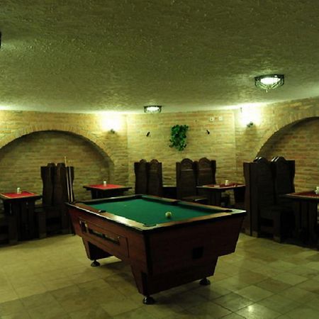 Hotel Francoise Балатонлеле Екстериор снимка